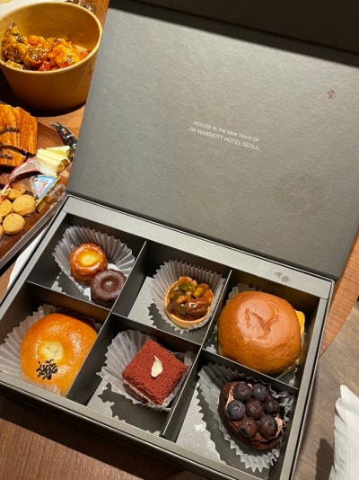 JW Marriott bakery items